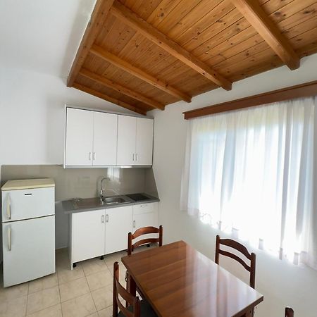 Apartment Angela 卡萨米尔 外观 照片